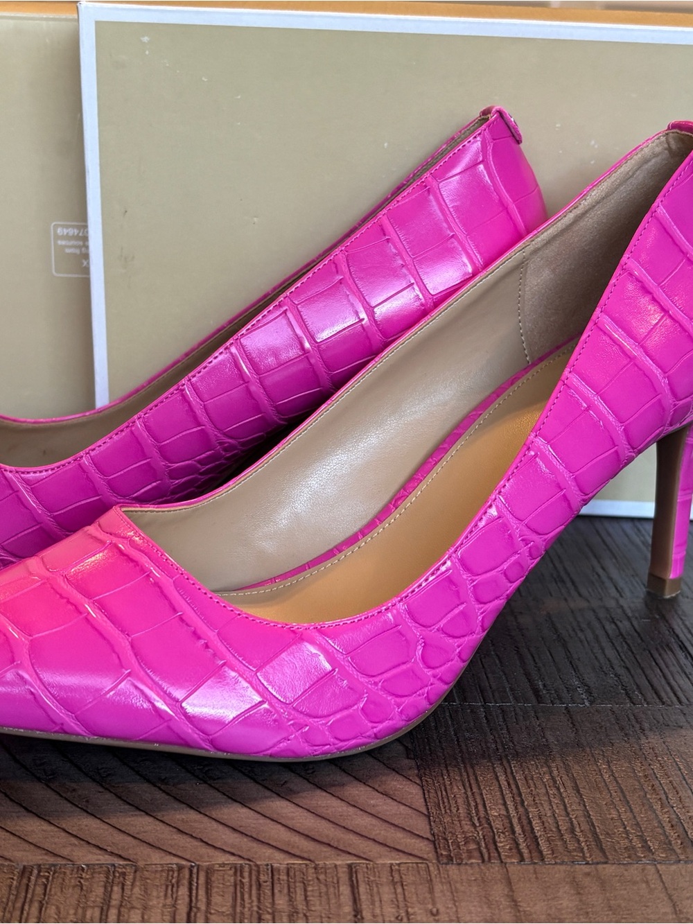 Michael Kors Fuchsia Croc-Embossed Pointed-Toe Pumps - Picture 4 of 6